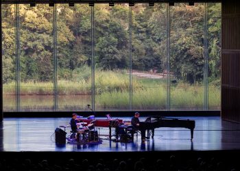 Jazz em Agosto 2025: Viagem por túneis de som (Elias Stemeseder & Christian Lillinger)